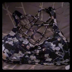 Free to be bra NWT SIZE 4
